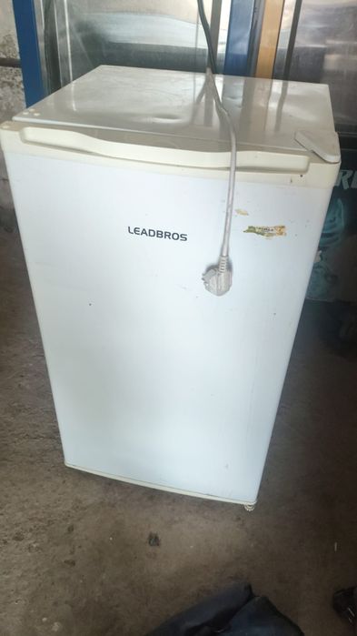 Холодильник сатылады