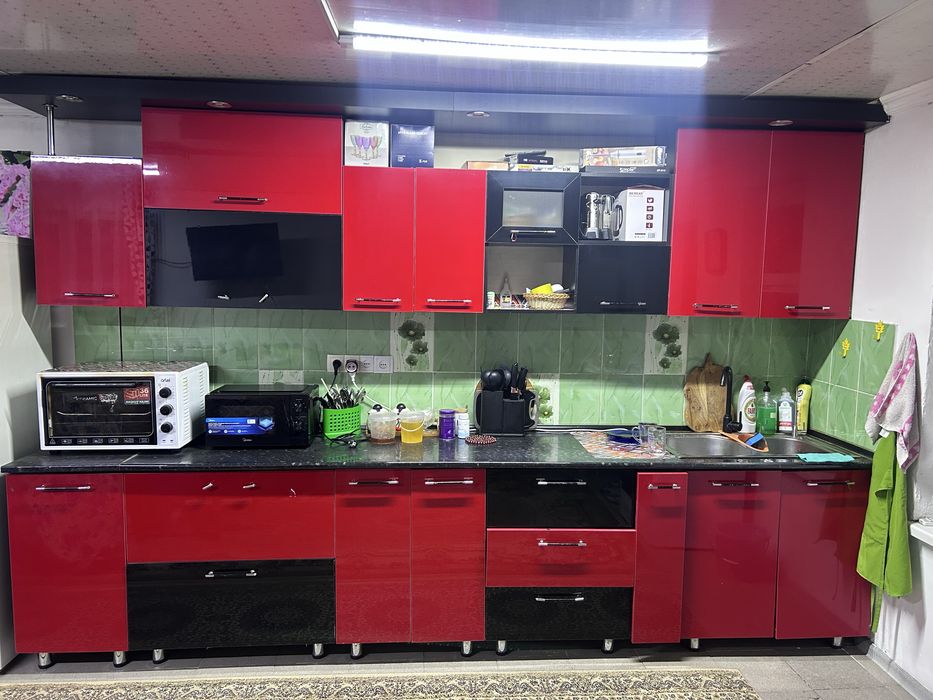 Кухонный гарнитур, длина 3.45м