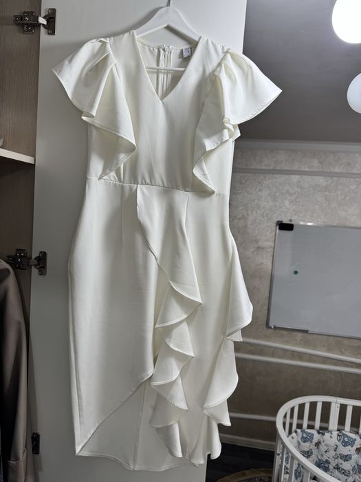 Платье вечерние