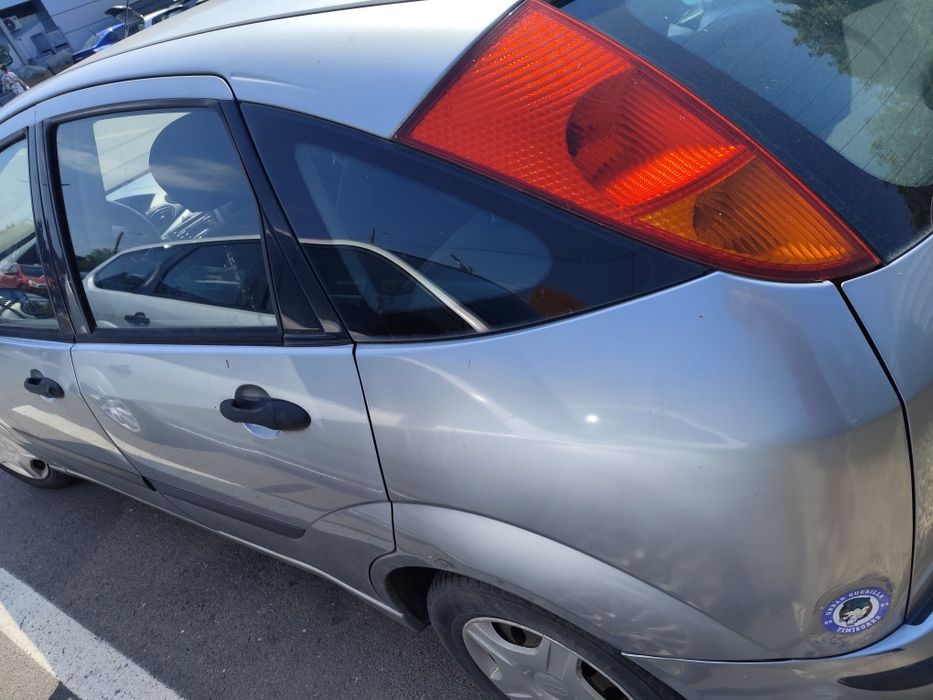 Ford Focus 2003 1,6 Benzina