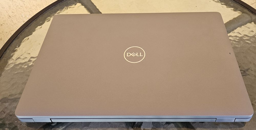 Okazie Dell i7 Gen10,Ram 16gb, ecran 16inch ips, taste led, baterie noua, Windows 11 licență, SSD nvme 480gb, impecabil estetic