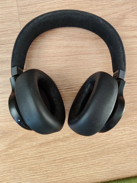 Casti JBL LIVE 770NC