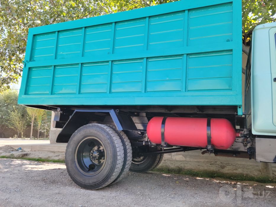 Gaz 3307 sotiladi
