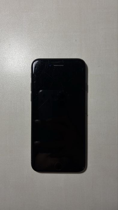 Iphone 7, 32  гб