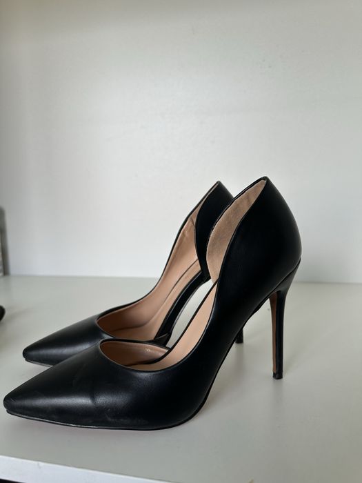 Стильные женские туфли