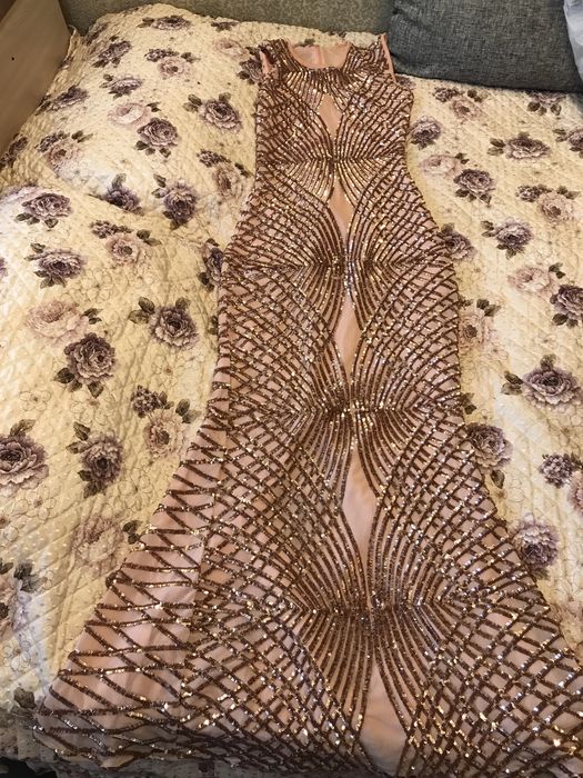 Продам платье