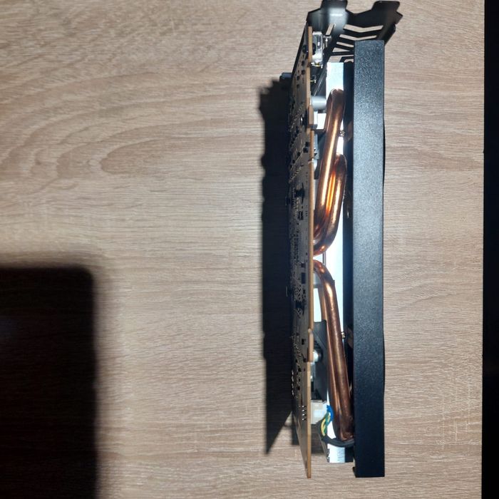 Placă video AMD Radeon RX6600