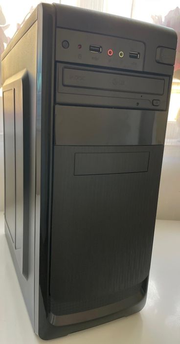 Unitate PC desktop i5 7400 GT1030 12GB DDR4