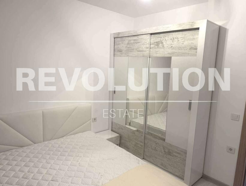 Двустаен апартамент в района на Победа!