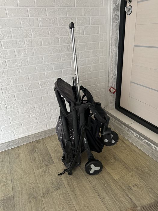 Коляска прогулочная mstar