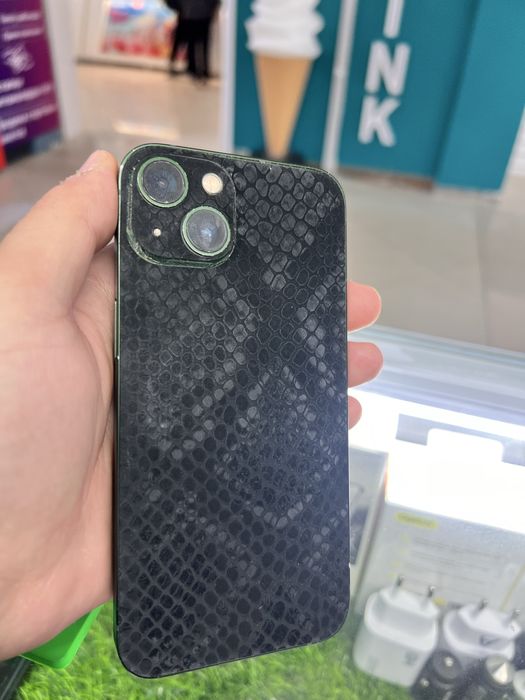Продам айфон 13 128