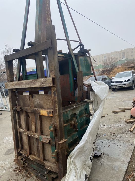 Пресс для макалату