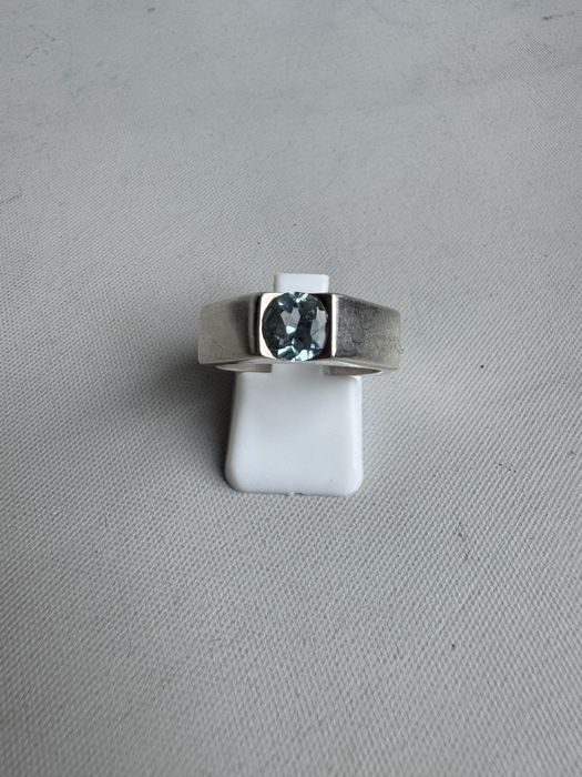 Inel din argint si acvamarin