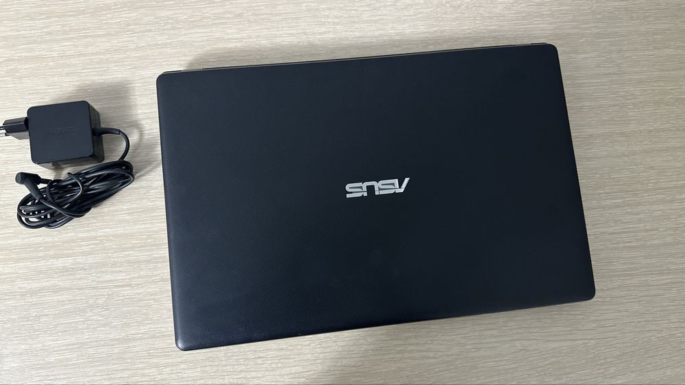 Ноутбук ASUS intel, 8GB, 512GB SSD