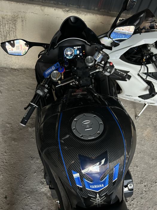 Мотоцикл Yamaha r6