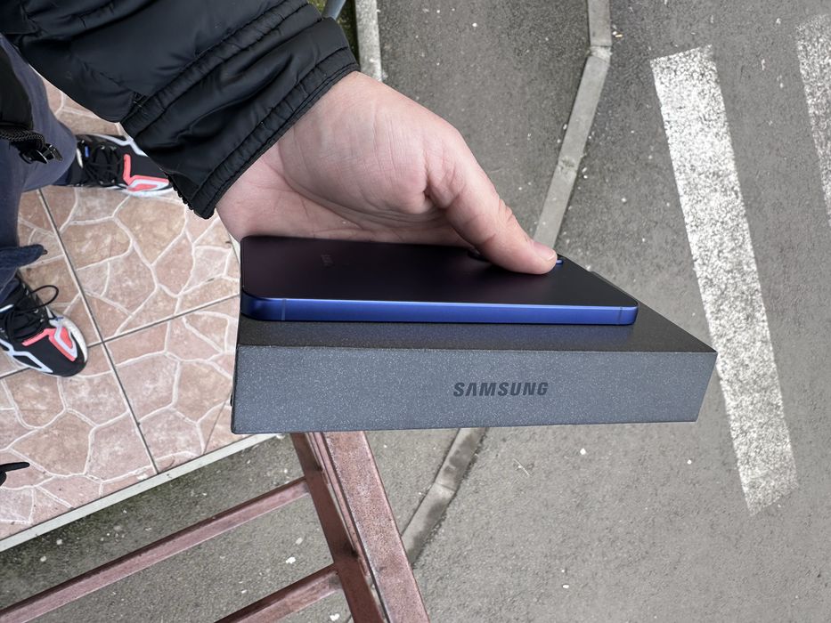 Samsung Galaxy S25 5G Albastru Nou (dezmembrez telefoane)