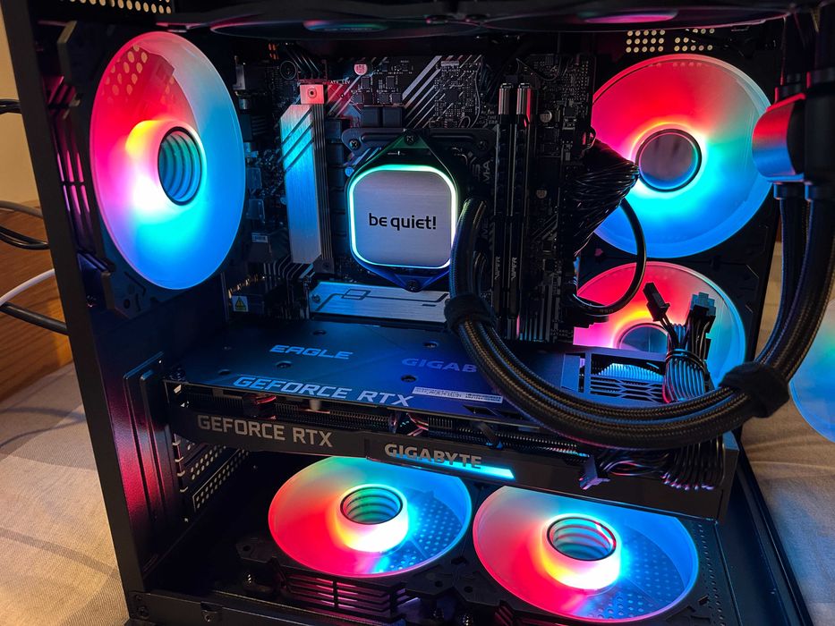 Геймърски i7 11700K/RТX 3070/32Gb рам/Nvme+SSD 2tb/Asus Top RGB