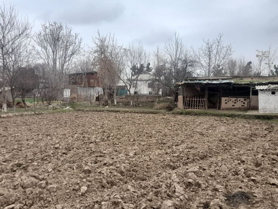 УЙ сотилади, сергайратта!!!