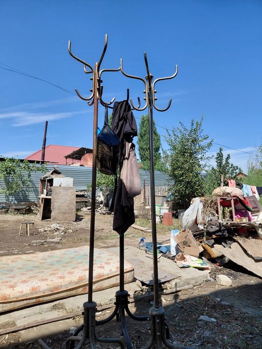 Продам вешалки железные еще СССР
