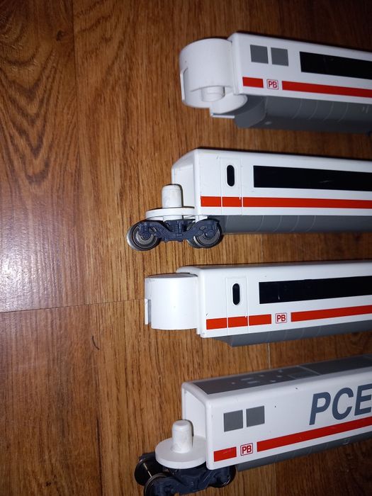 REZERVAT Piko City Express Train PCE, trenulet electric scara HO, ptr diorama