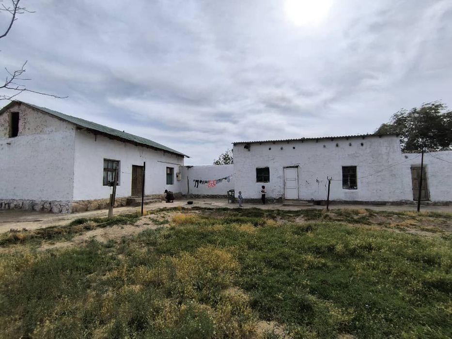 Канимех Карвон йули Ер майдони 16 сотиқ