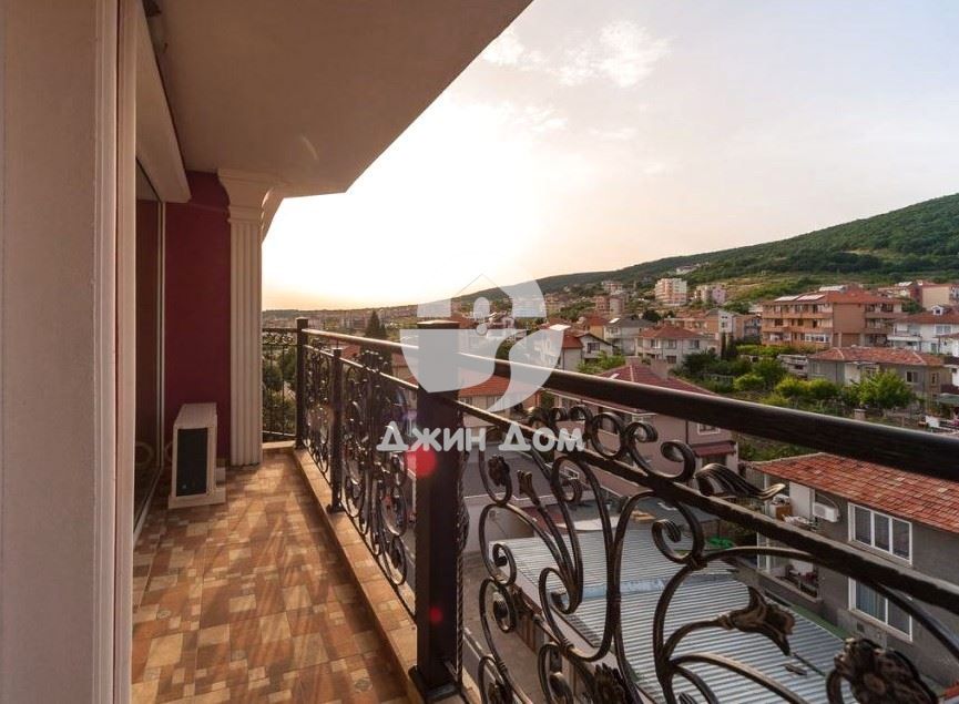 Продава се Хотел в Свети Влас - 1467 кв.м за 1159 €/кв.м - Снимка #7