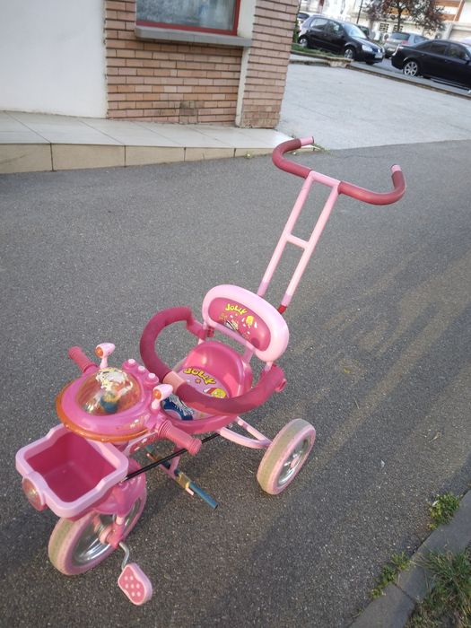 Vând tricicleta copii