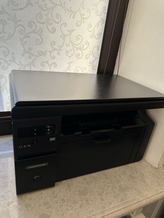 HP LaserJet M1132 MFP, принтер/сканер/копир