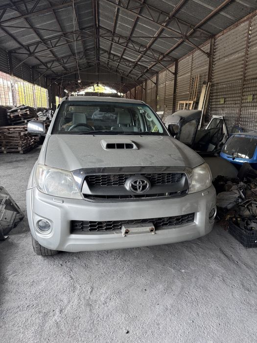 Dezmembrari Toyota Hilux 2010 3.0D