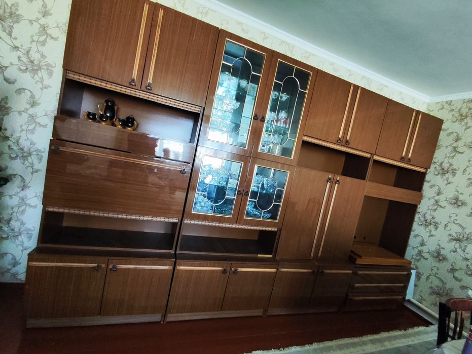 Стенный гарнитур