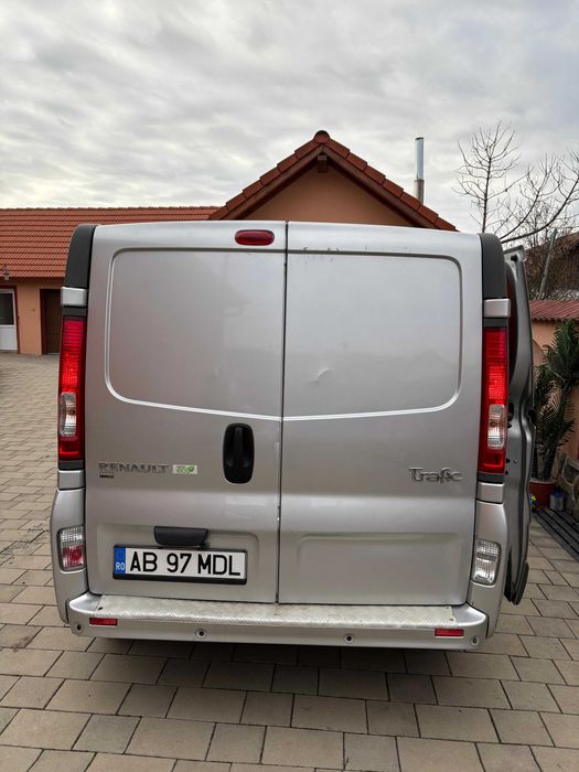 Renault trafic 3 locuri