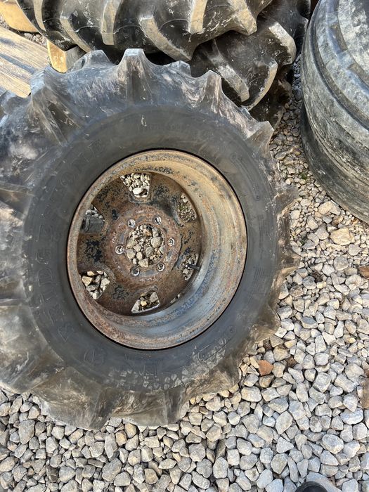 Roti jante cauciucuri nissan patrol pe 16