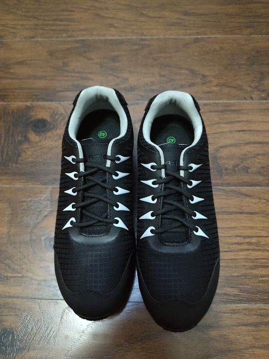 Papuci pentru lucru!