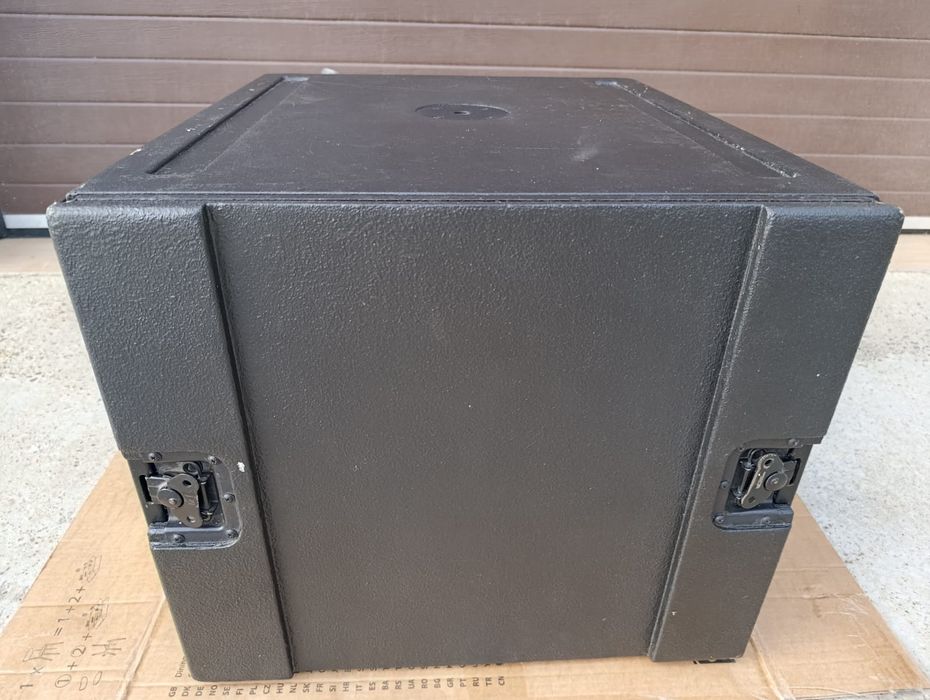 De vânzare 4 subwoofer D&B Audiotechnik Q-Sub