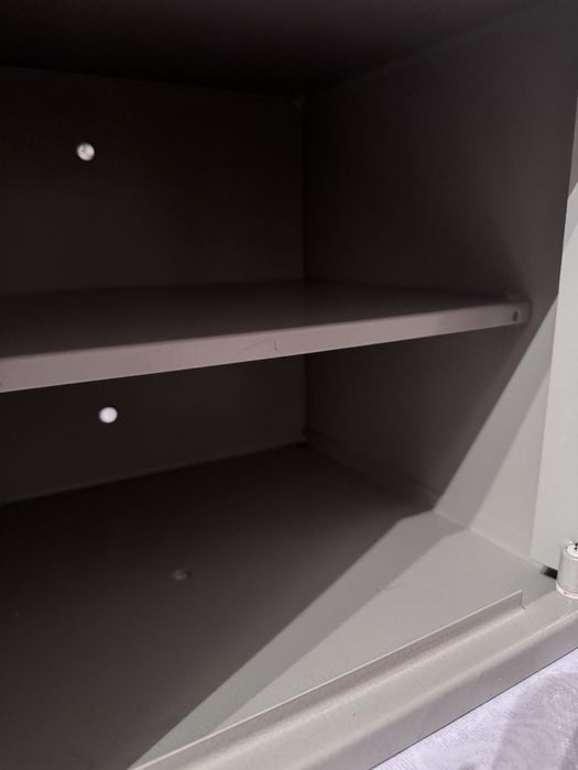 Продам сейф для хранения