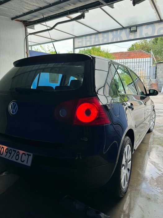 Продавам VW Golf 5