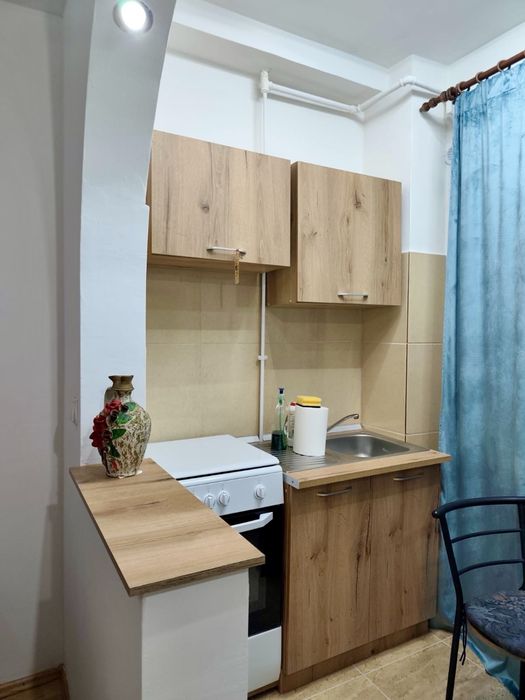Garsonieră recent renovată situată pe Calea Baciului, Strada Bethlen Gabor nr. 3