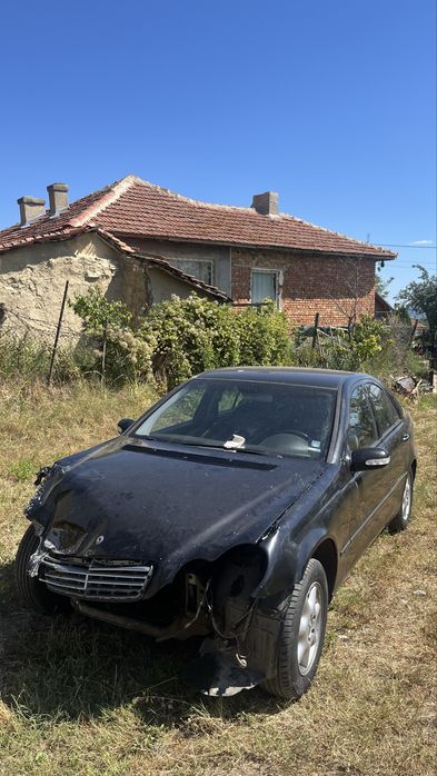 Mercedes Benz w203 C220cdi на части