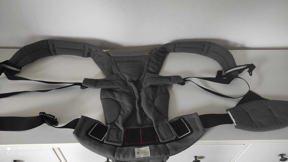 Marsupiu Ergobaby OMNI Breeze