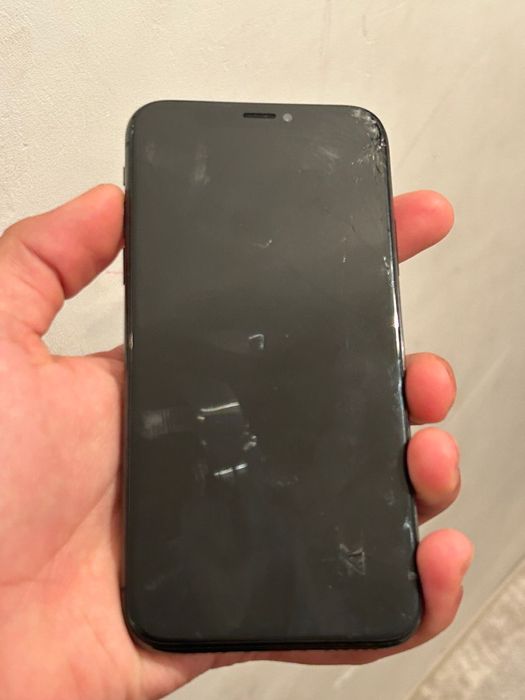 iphone X 64Gb в среднем состояний