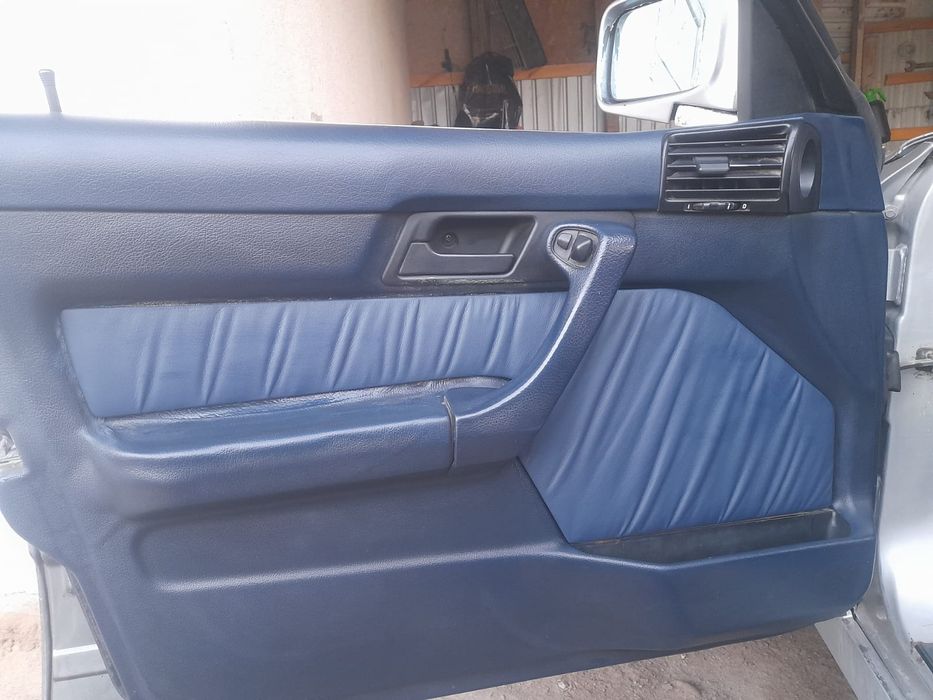 Вставки для дверных карт на БМВ Е34