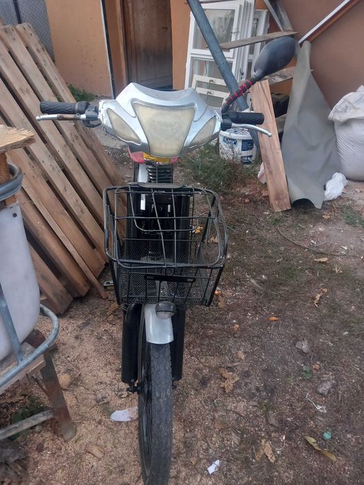 Vand Scuter Electric
