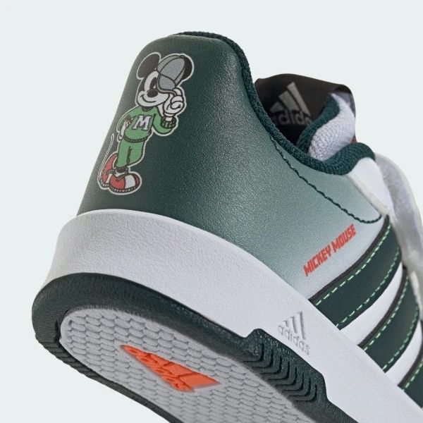 Adidas кроссовки НОВЫЕ