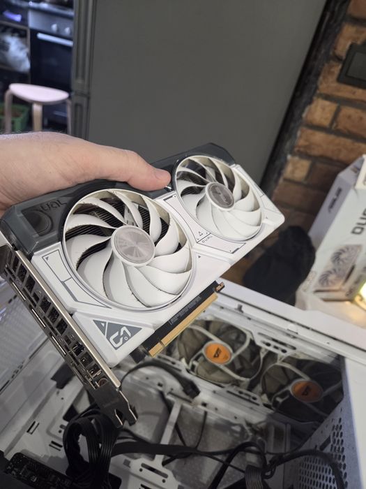 Видеокарта ASUS RTX4060 OC DUAL wihite