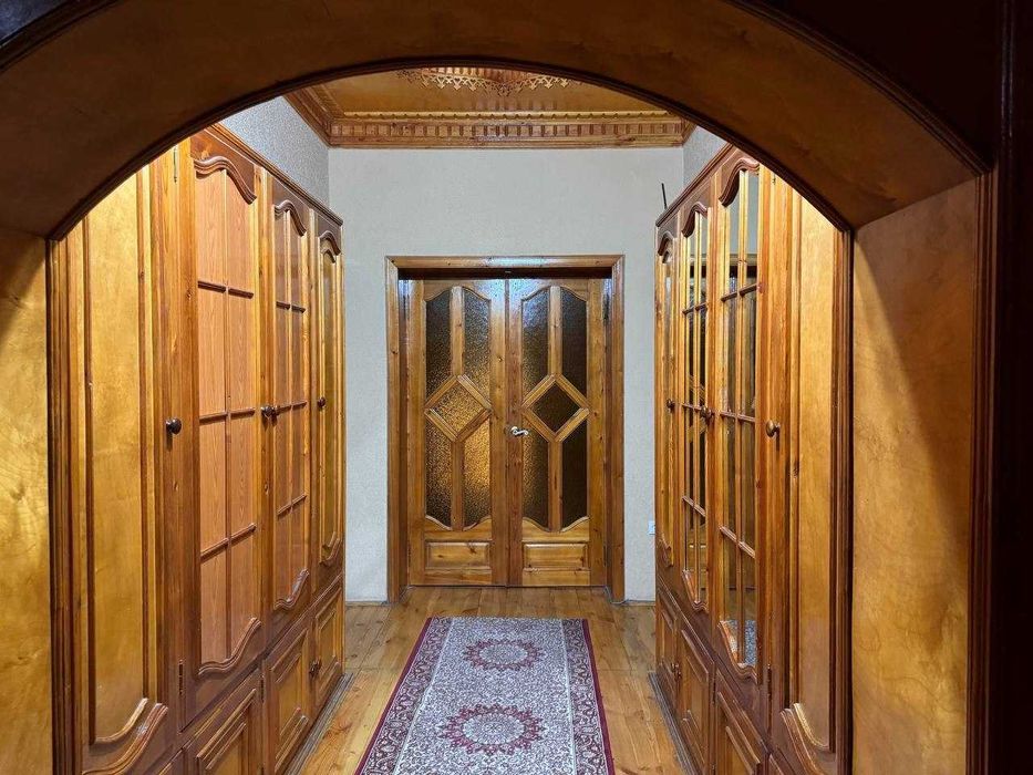 Продаётся просторный двухэтажный дом в экологически чистом районе