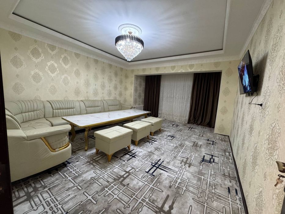 Metro yaqinida 4 xonali uy ijaraga beriladi. Chilonzor Qozirobod masji