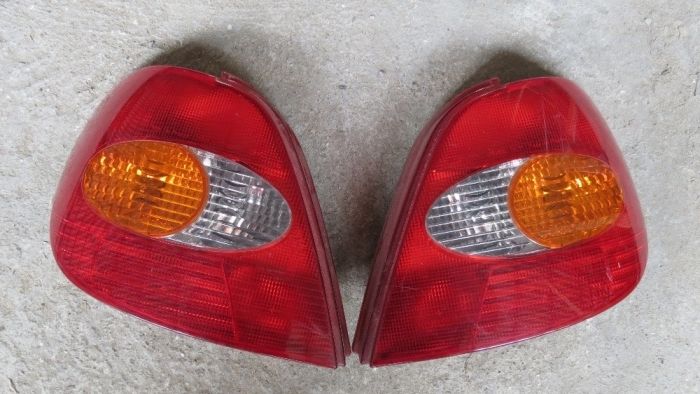 Промоция!! Стоп стопове Фар Фарове Toyota Avensis хечбек