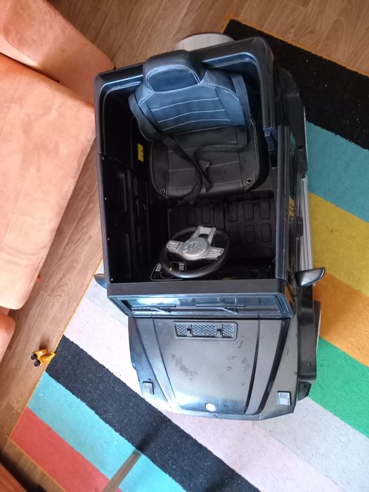 Детский электромобиль гелендваген