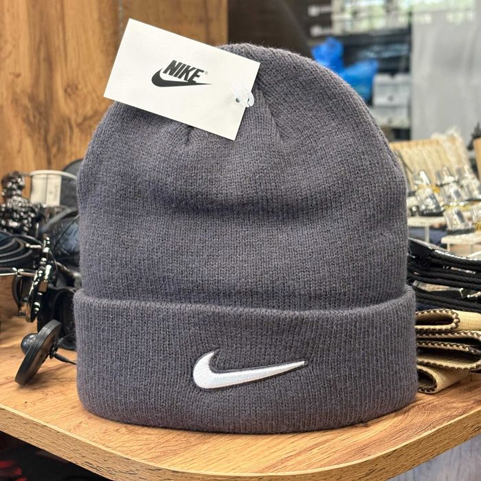 Шапки Nike, бини найк
