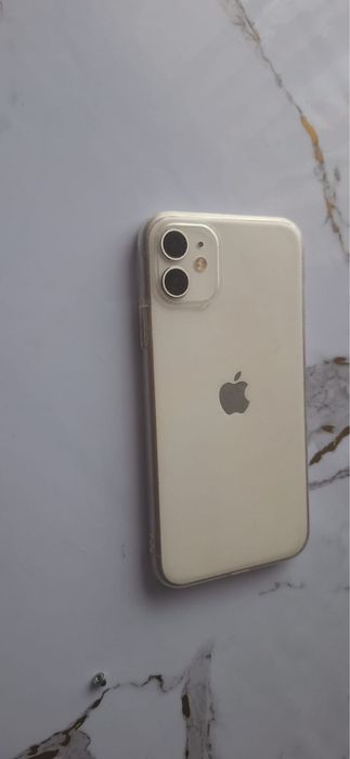 iphone 11 идеальный все в ориге. обмен